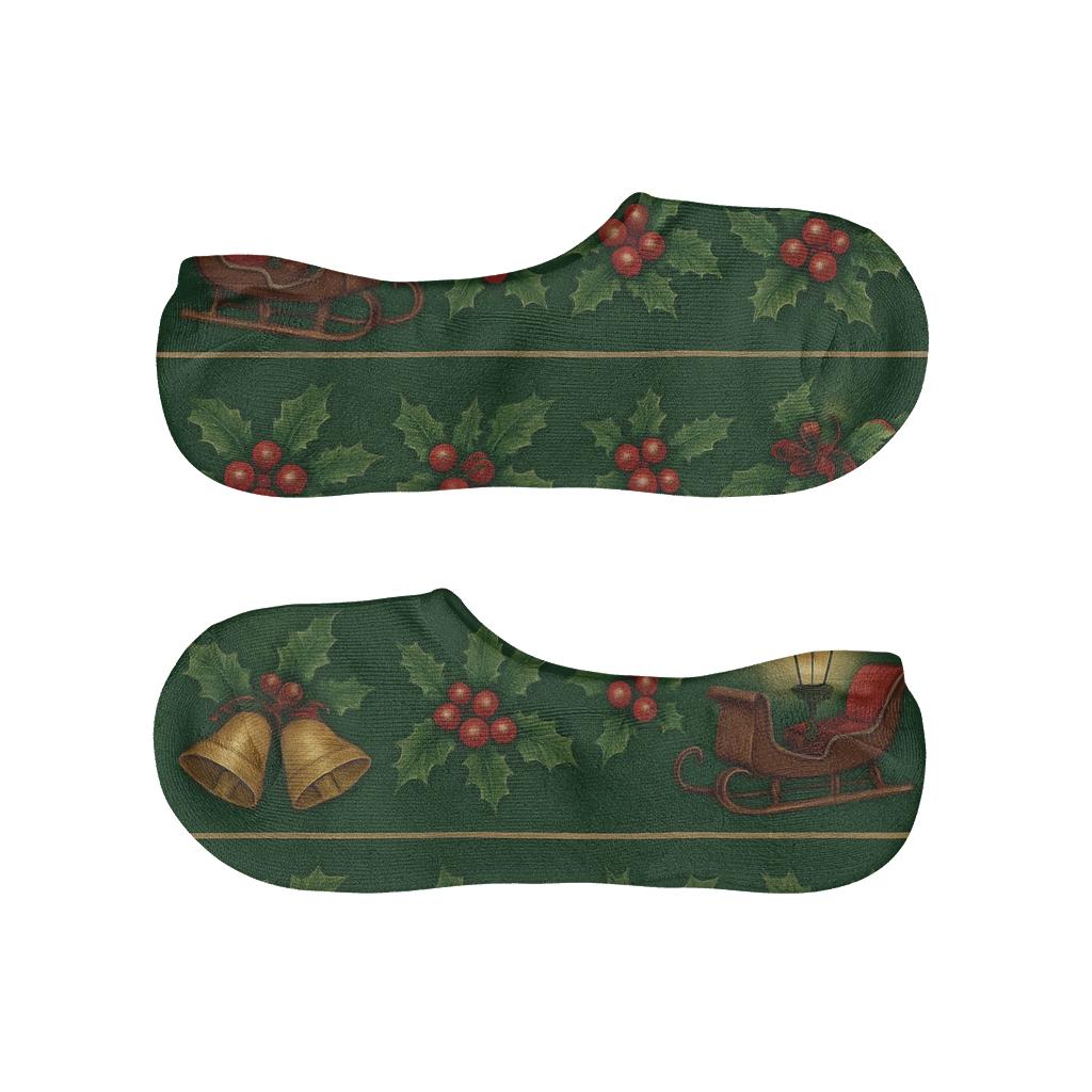Lantern Lit Sleigh-Collage Bands On Pine Green soft cotton no-show socks