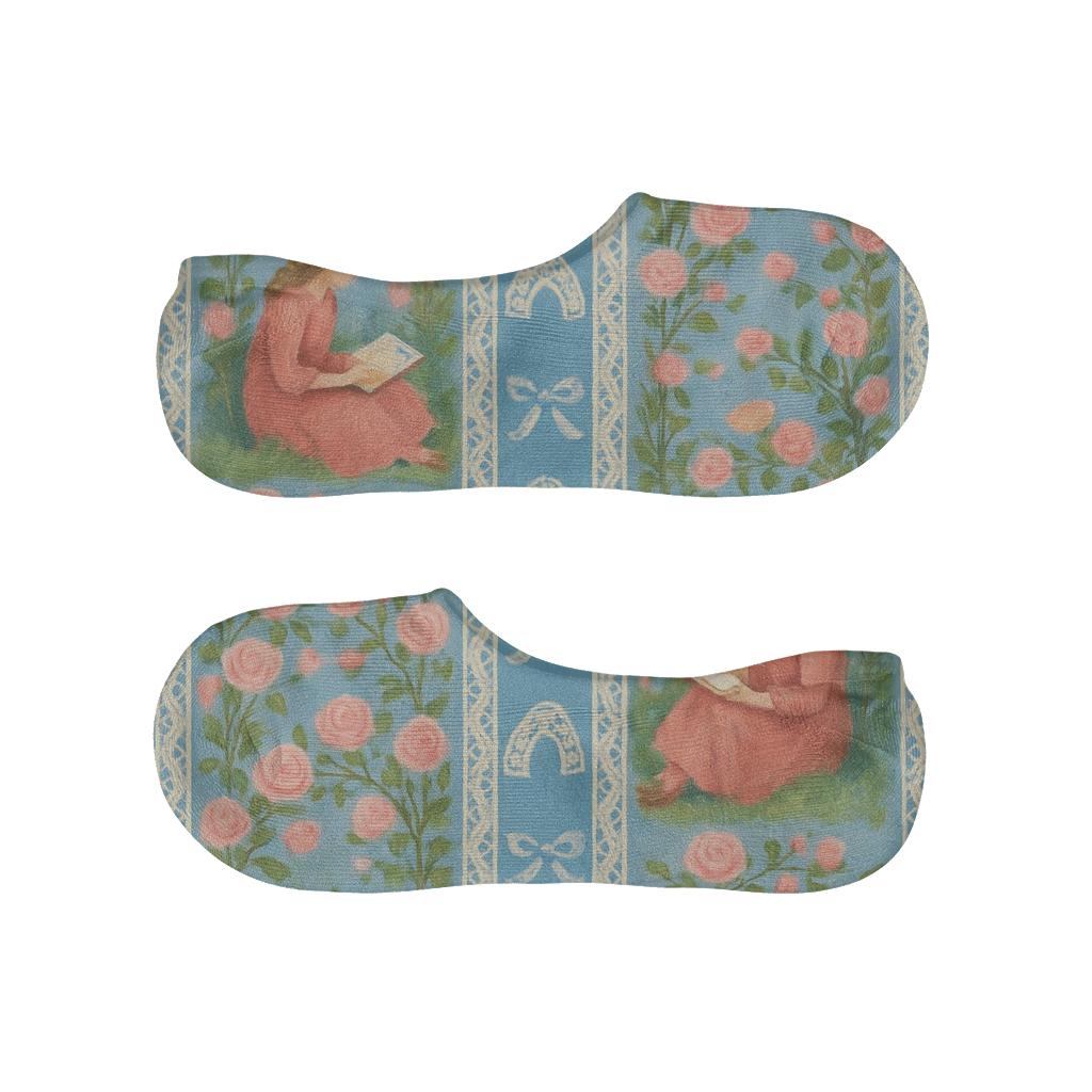 Garden Reading Scene (Mary Edition) Stripe personalized no-show socks