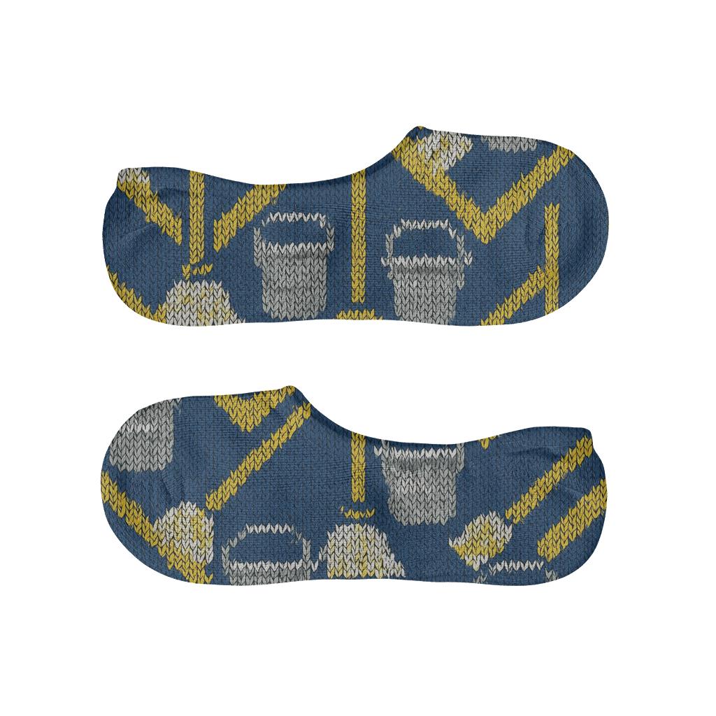 Knitted Mop And Bucket Chevron On Navy Field soft cotton no-show socks