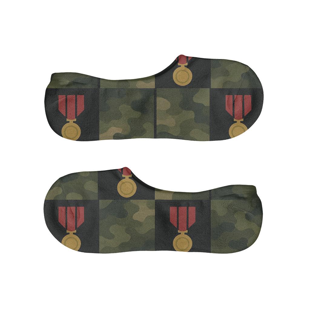 Camouflage Grid With Soldier Medals trendy no-show sock styles