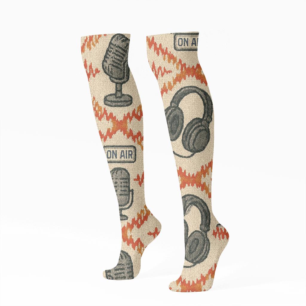 Radio Host Broadcast Knitted Wave Pattern comfortable cotton knee-high socks
