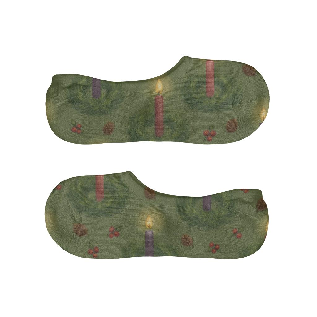 Candlelit Evergreen Ring Repeat Advent Wreath trendy no-show sock styles
