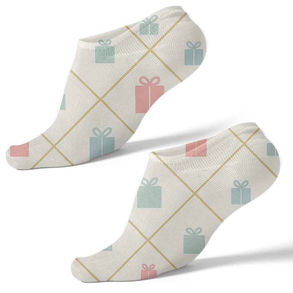 Ribbon Lattice With Dancing Presents Parcels designer print ankle socks