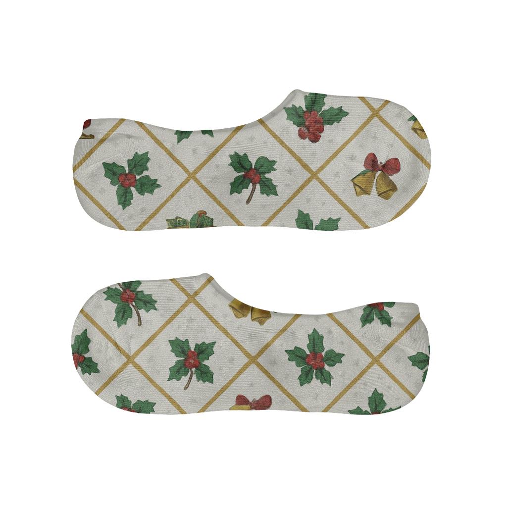 Crimson Trails With Sleigh Motif Lattice trendy no-show sock styles
