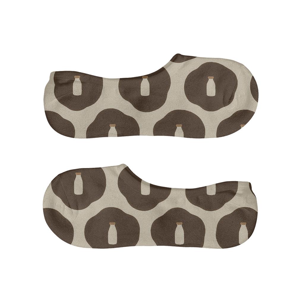 Creamy Pasture Milk Bottle Spot Grid low cut no-show socks