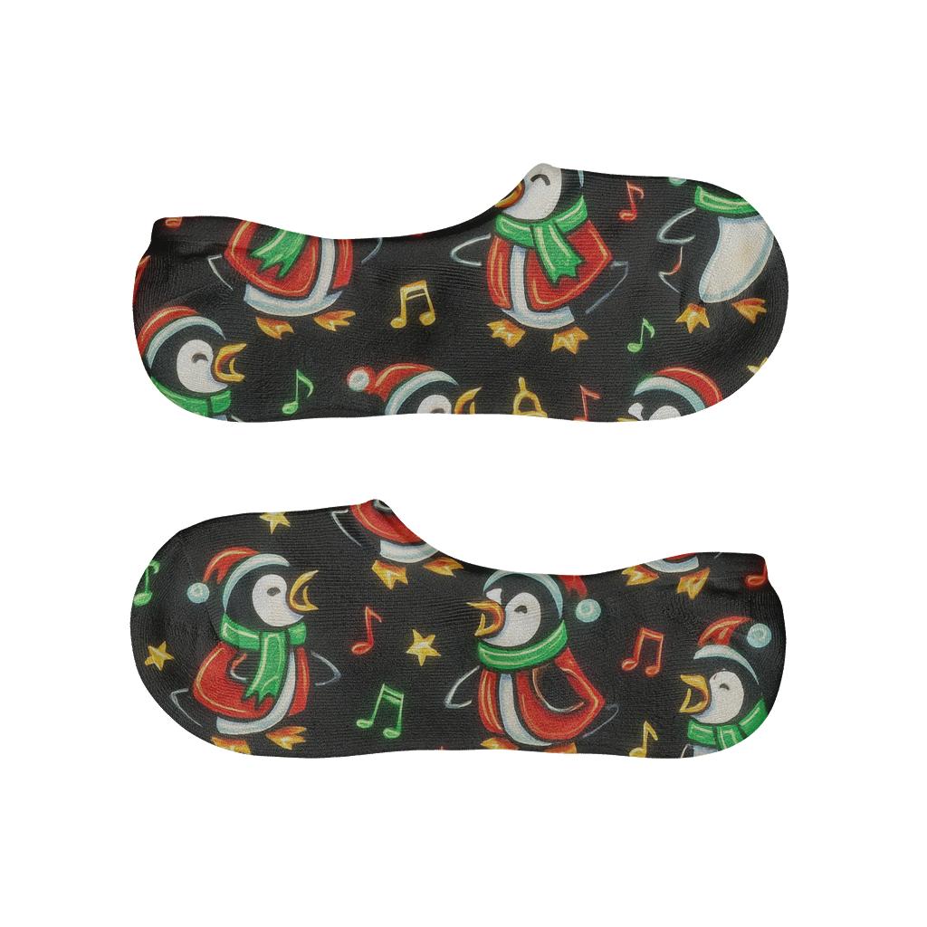 Snowy Penguin Caroler Scatter Night comfortable low-cut socks