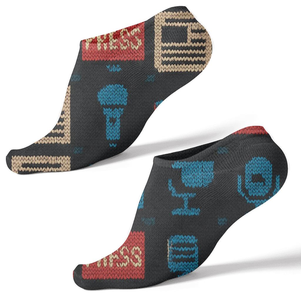 Midnight Press Grid Reporter trendy patterned ankle socks