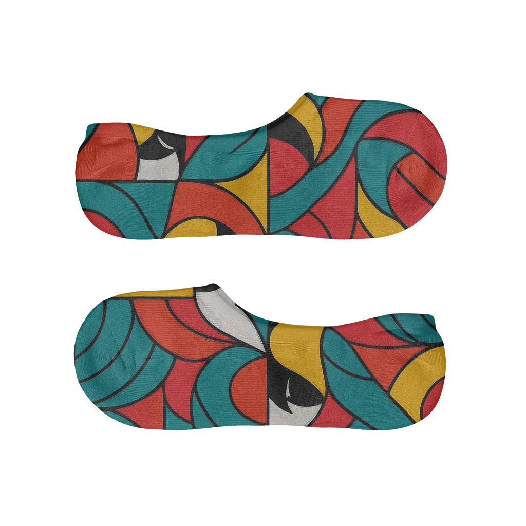 Parrot Beak Mosaic On White Background comfortable low-cut socks