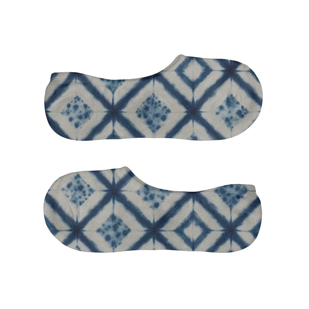 Indigo Shibori Diamond Weave With Ice Dye Speckle On Ivory Background personalized no-show socks