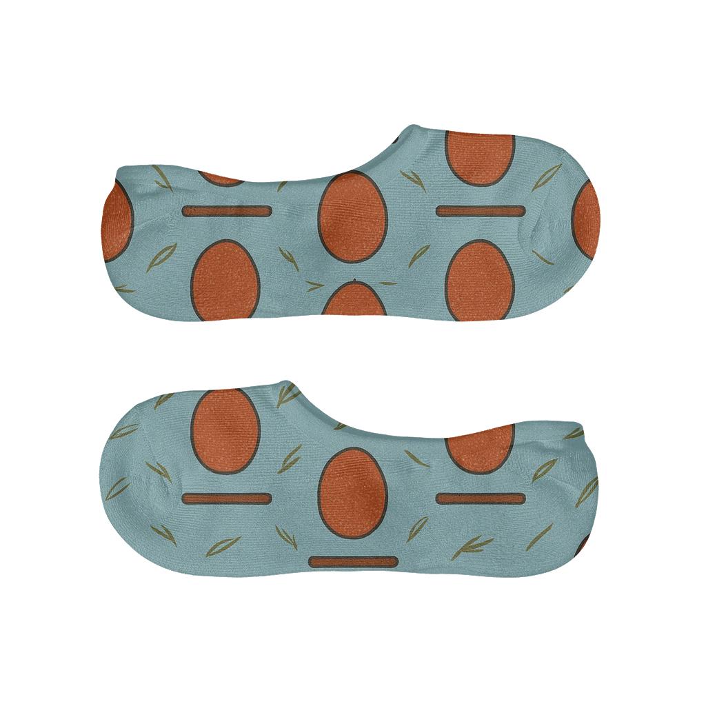 Robin Breast Dot Grid With Leafy Branch Bands On Sky Blue soft cotton no-show socks