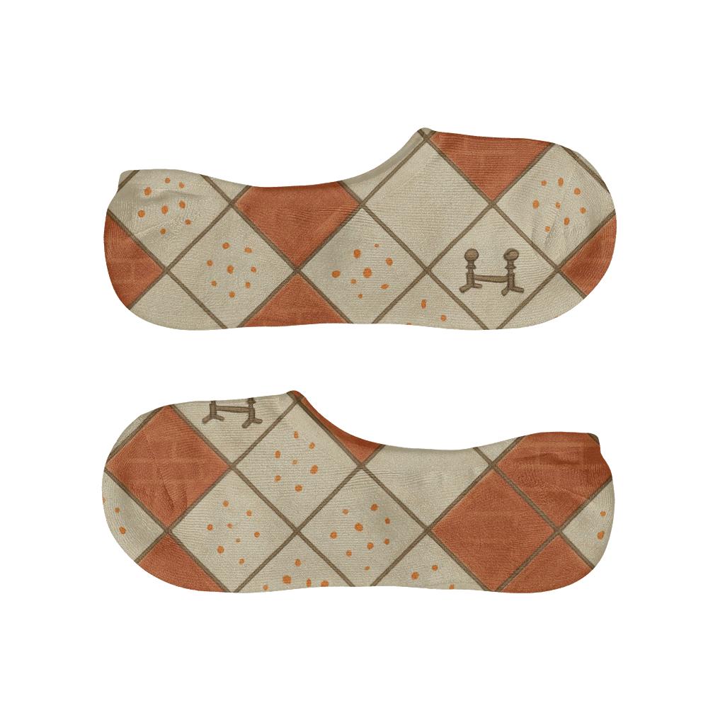 Hearth Tile Lattice With Heart Accent breathable seamless no-show sockscustom no-show socks