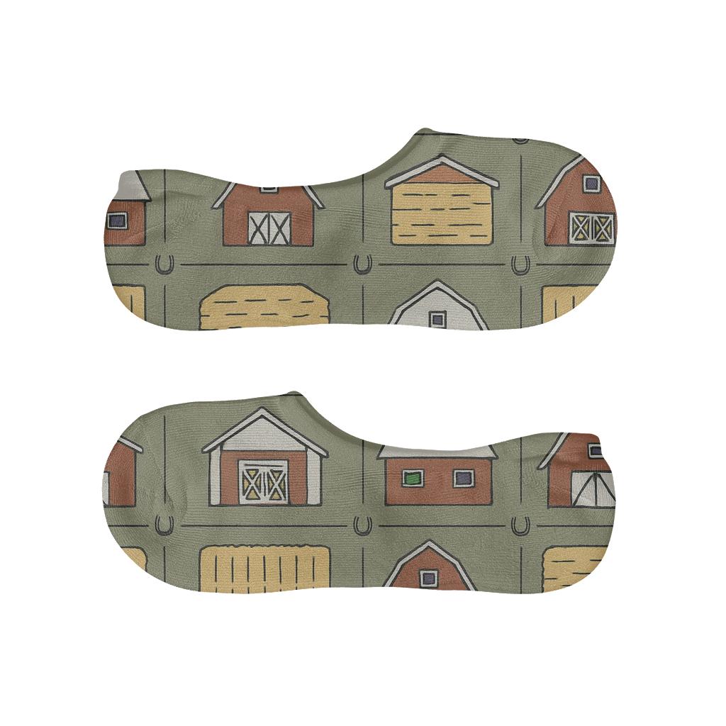 Hay Bale Lattice In Rancher Pasture Calm low cut no-show socks