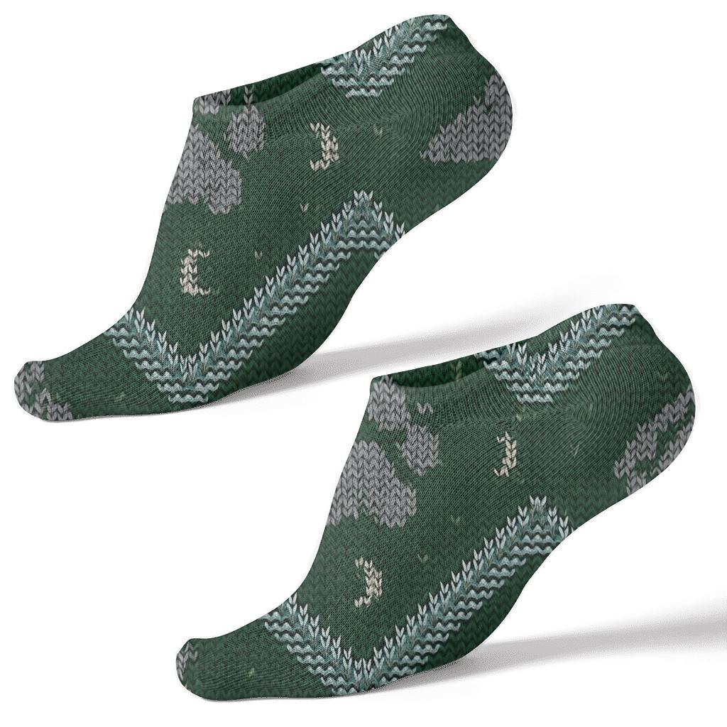 Knitted Night Trails Gray Wolf Pattern trendy patterned ankle socks
