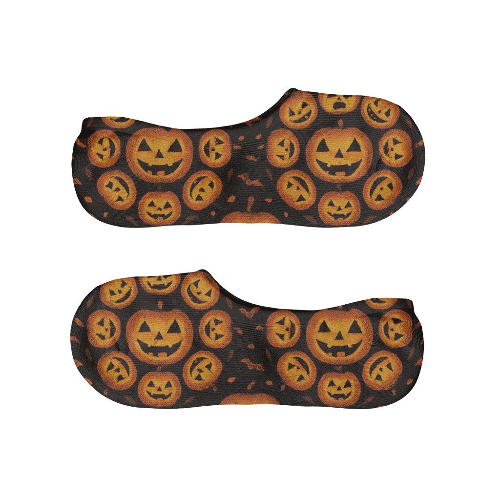 Glowing Jack O Lantern Medallion Tile On Black Background soft cotton no-show socks