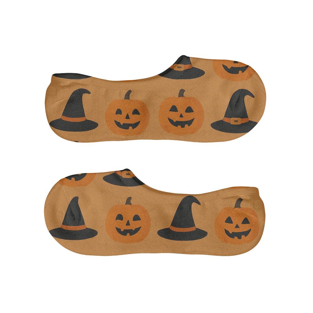 Witch Hat And Jack O Lantern Alternating Tiles On Orange Background trendy no-show sock styles