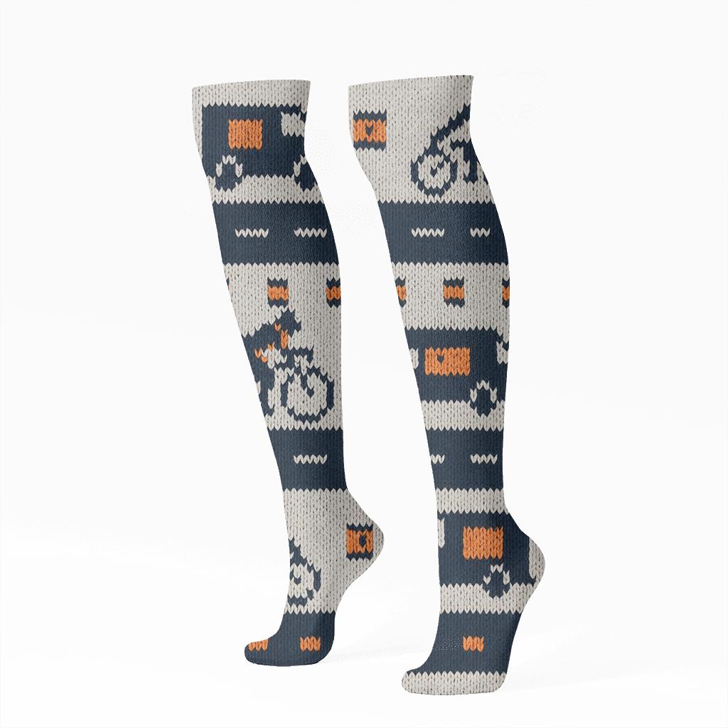 Courier-Grade Knit Street Stripe Pattern trendy patterned knee-high socks