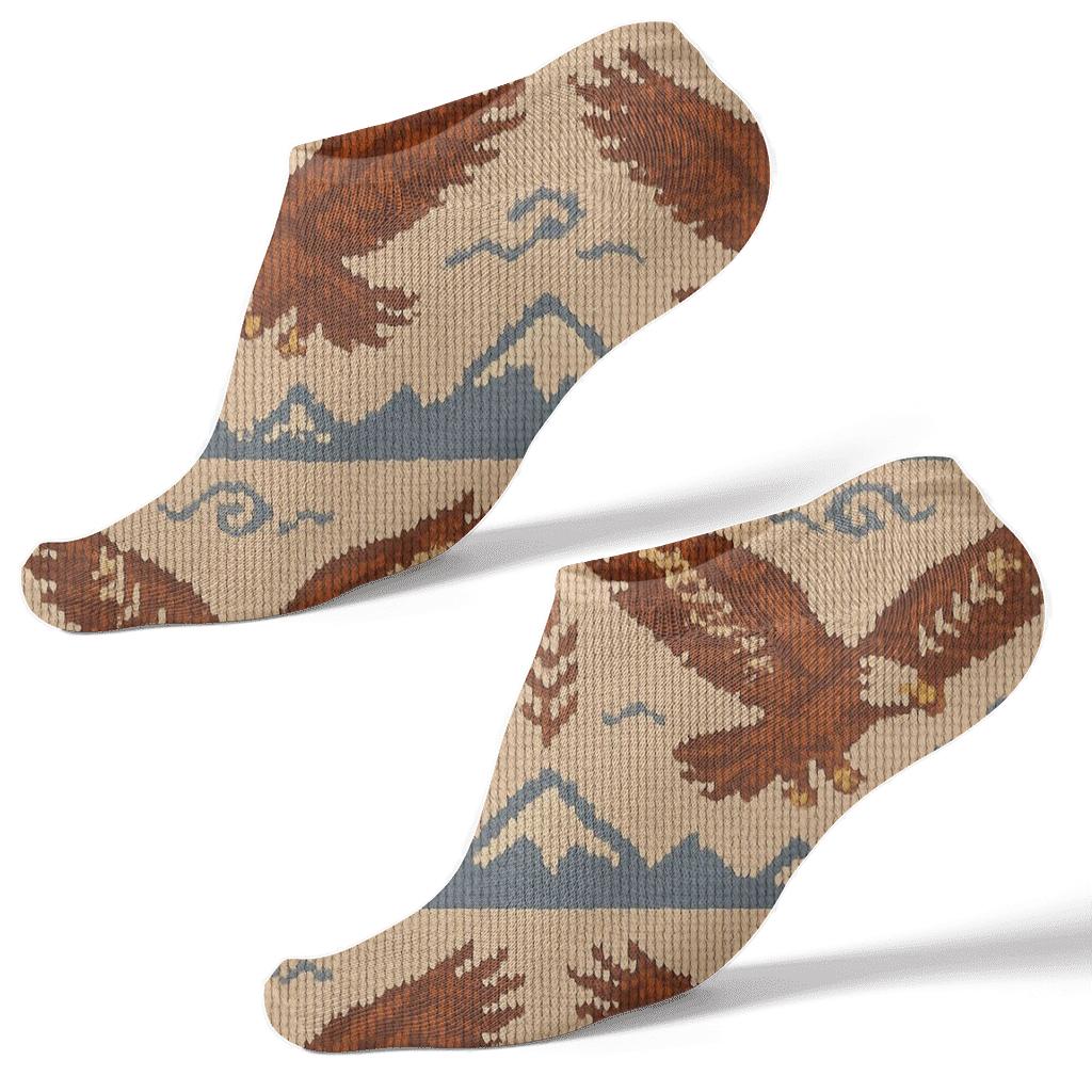 Knit Illusion Mountain Bands With Eagle Motifs trendy patterned ankle socks