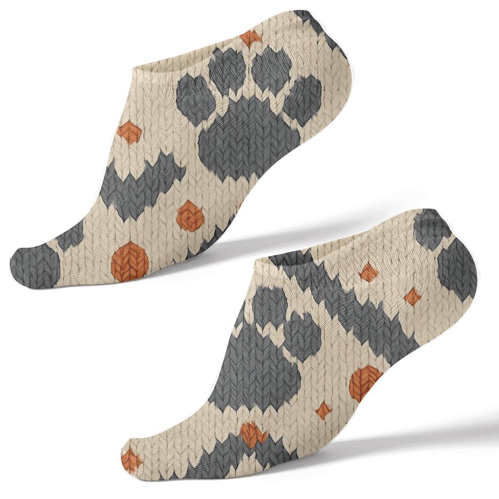 Knitted Illusion Cat Paw Chevron On Warm Cream unique graphic ankle socks