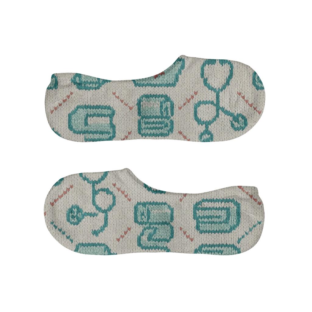 Knitted Illusion Pattern For Nurse Essentials comfortable invisible socks
