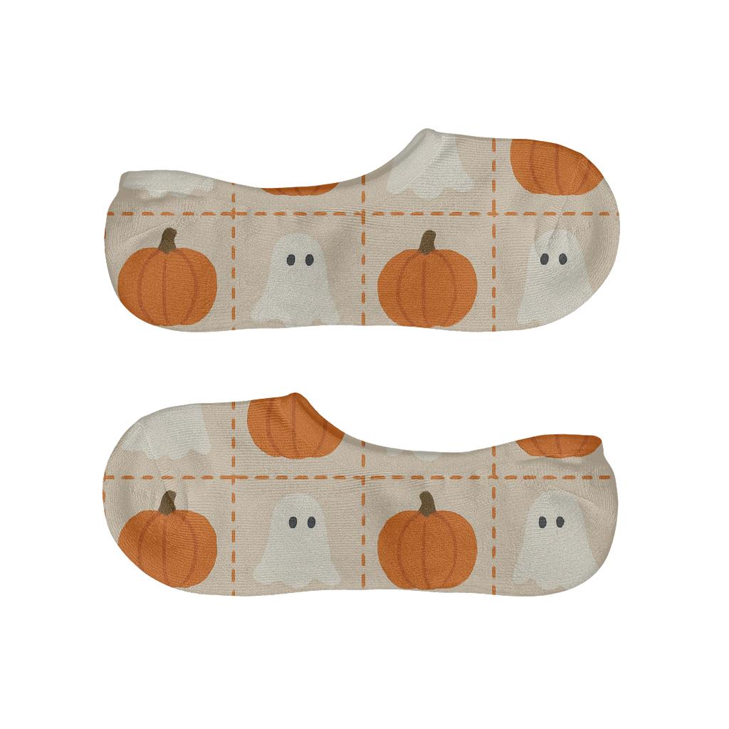 Pumpkin And Ghost Alternating Checker Grid On Proper Background comfortable invisible socks