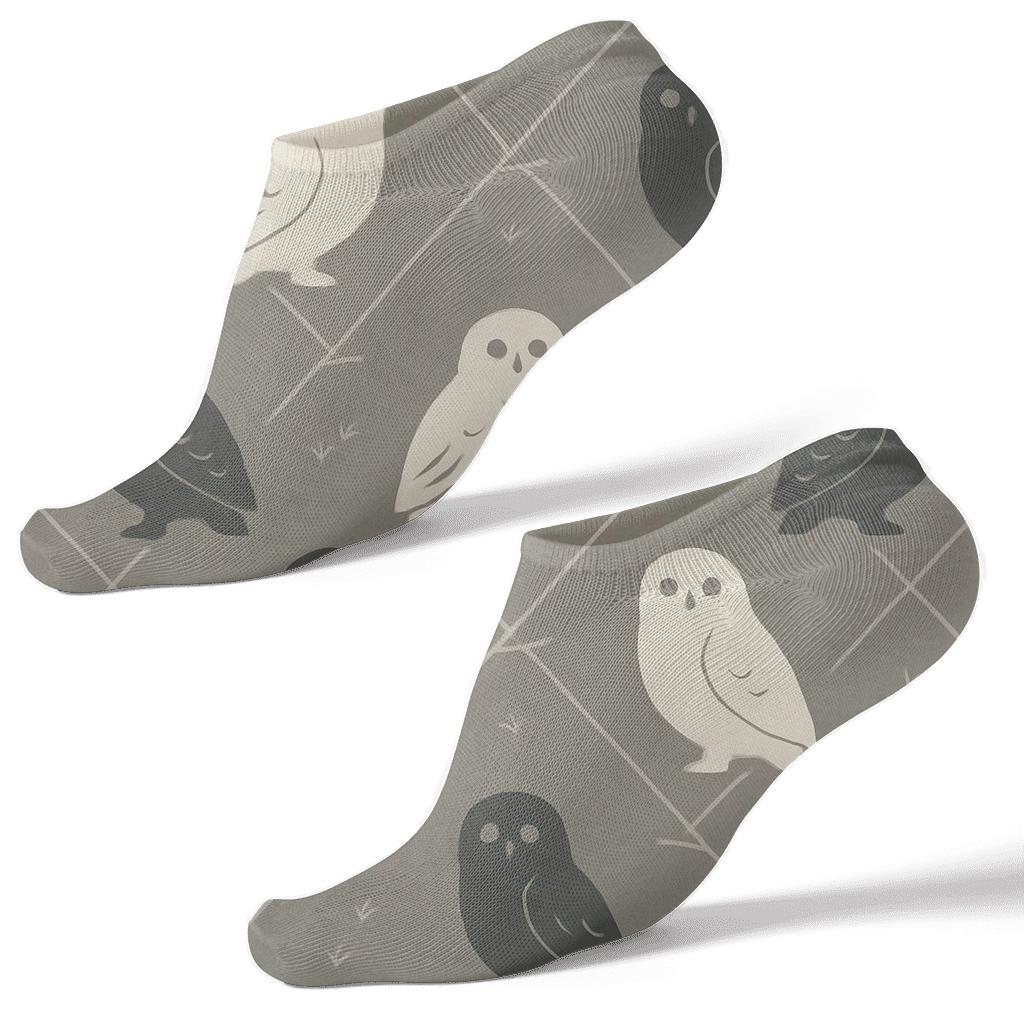 Snowy Owl Silhouette Lattice On Warm Gray Background comfortable cotton ankle socks