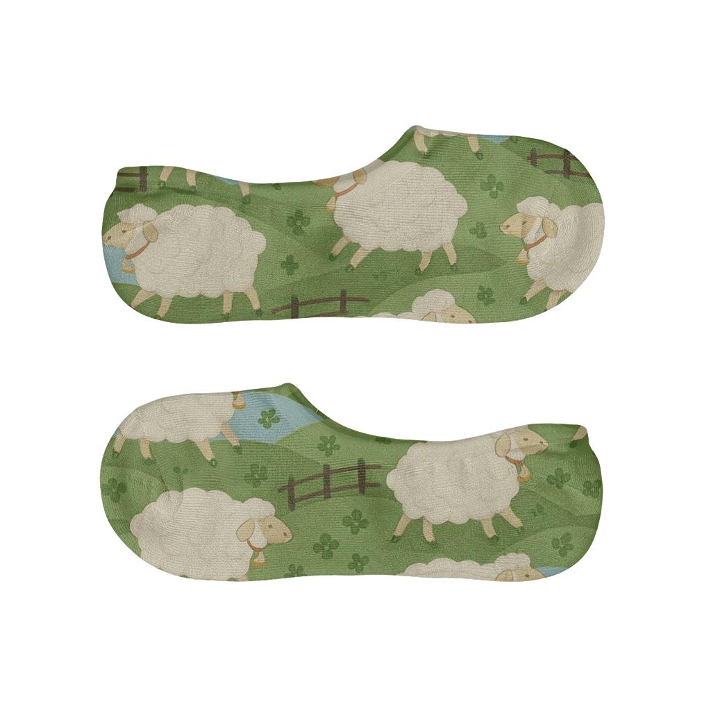Rolling Hills Pattern With Sheep Motifs comfortable invisible socks