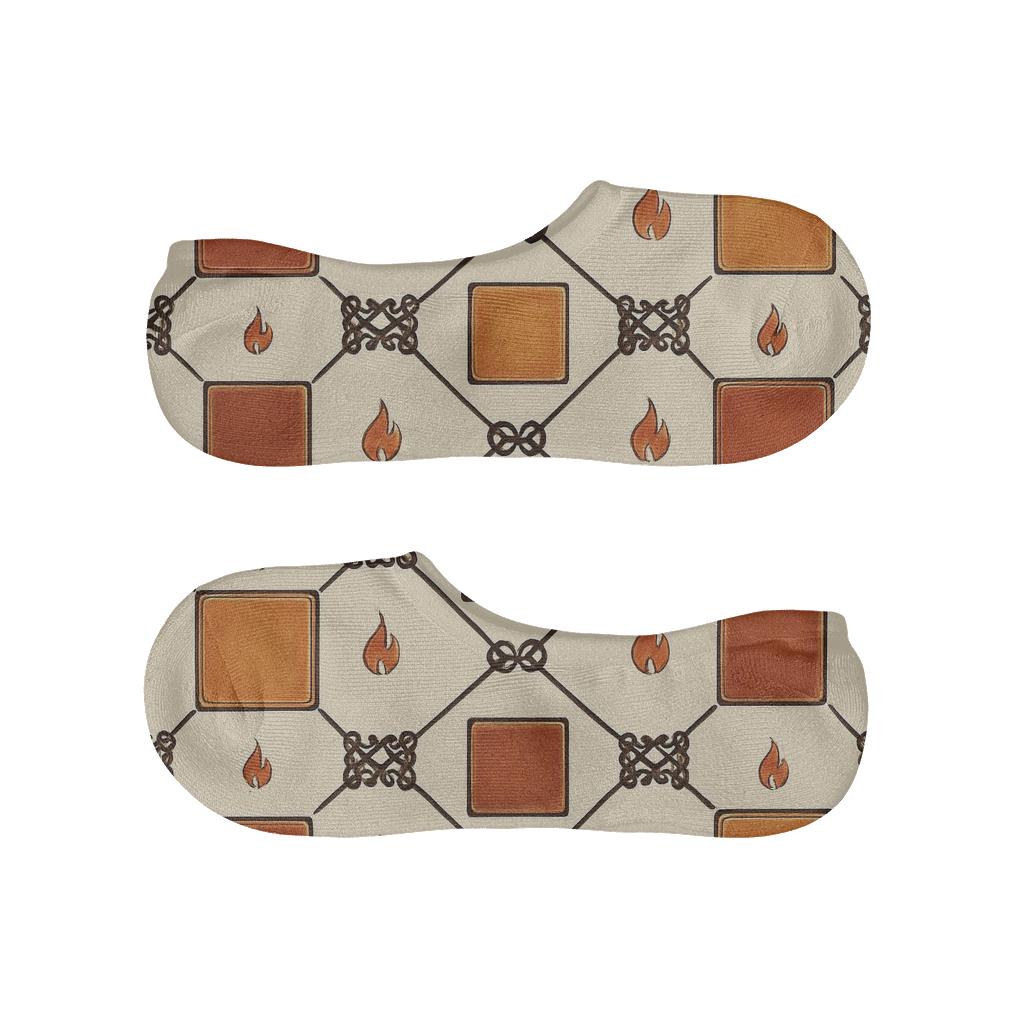 Hearth Tile Lattice With Heart Accent anti-slip no-show socks