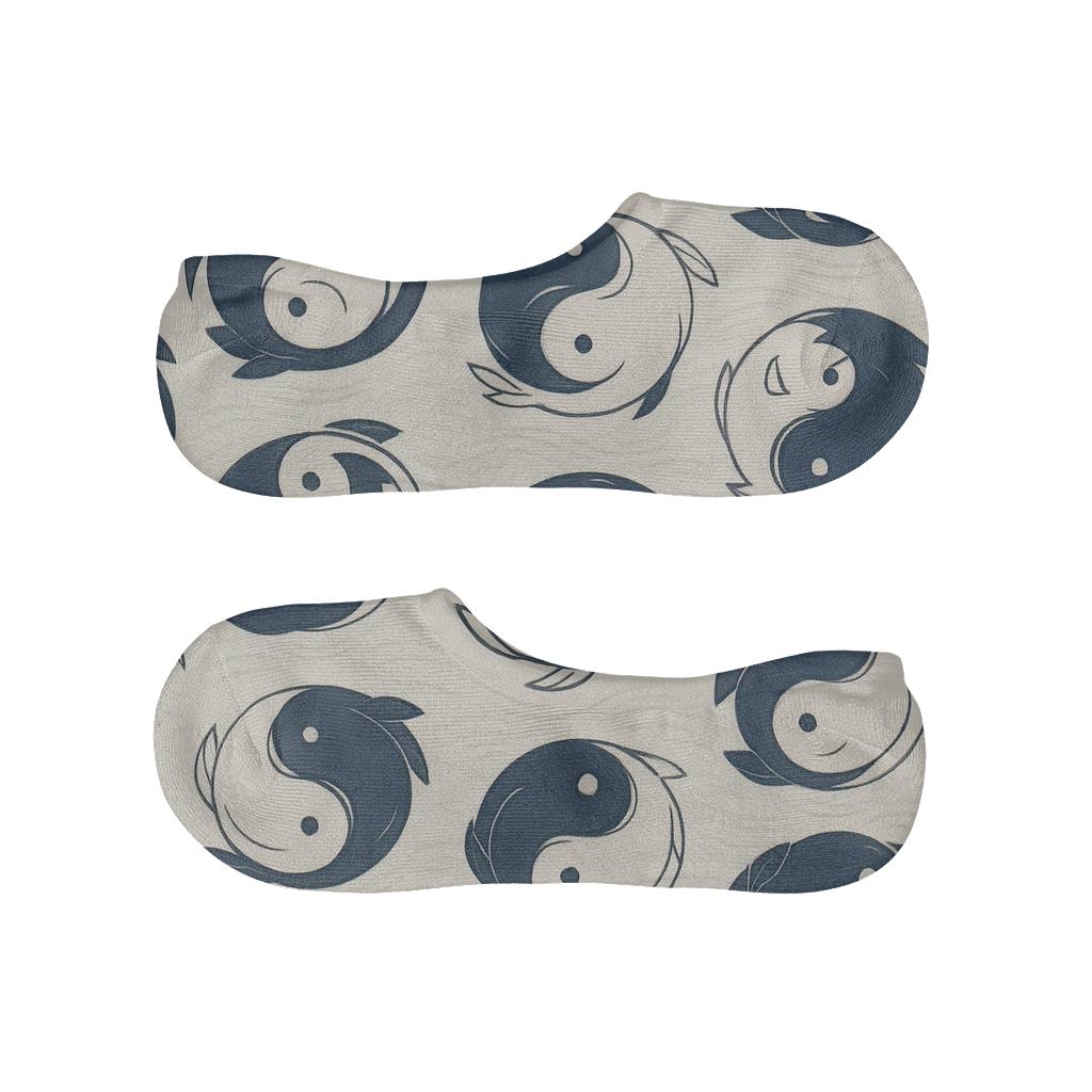 Indigo Koi Dual Spiral Tile On Pale Cream anti-slip no-show socks