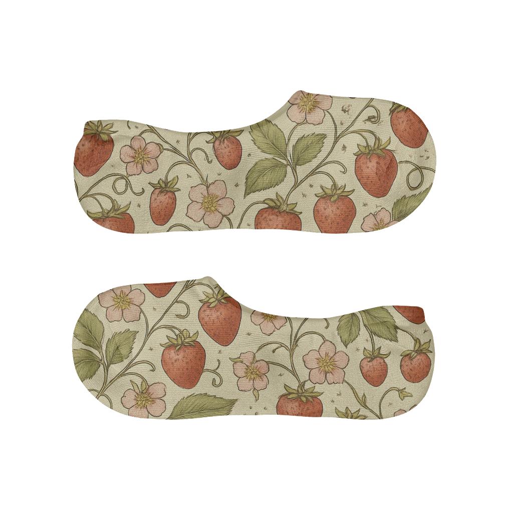 Vintage Strawberry Botany Lattice On Buttercream Background anti-slip no-show socks
