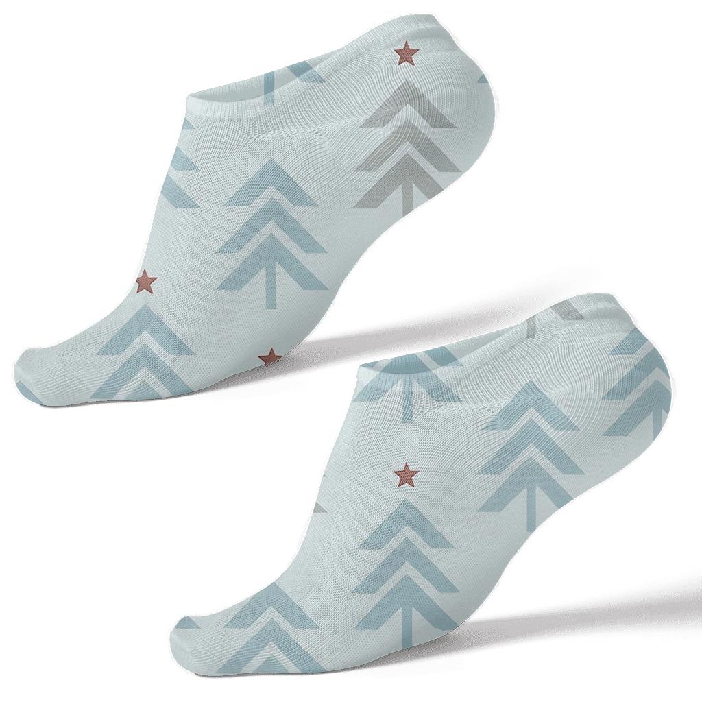Christmas Tree Chevron On Icy Blue Field soft everyday ankle socks