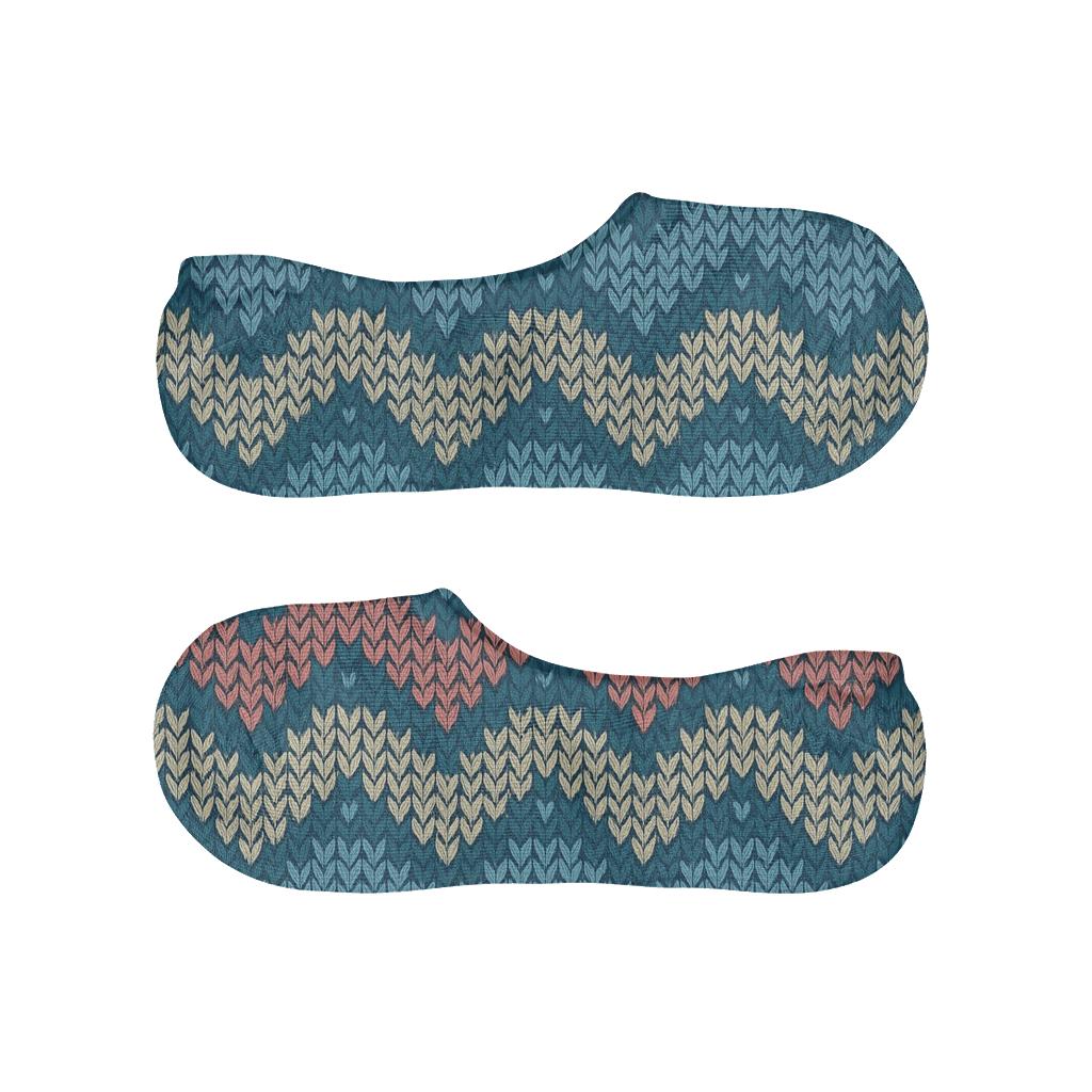 Fish Scale Chevron On Teal Background custom no-show socks
