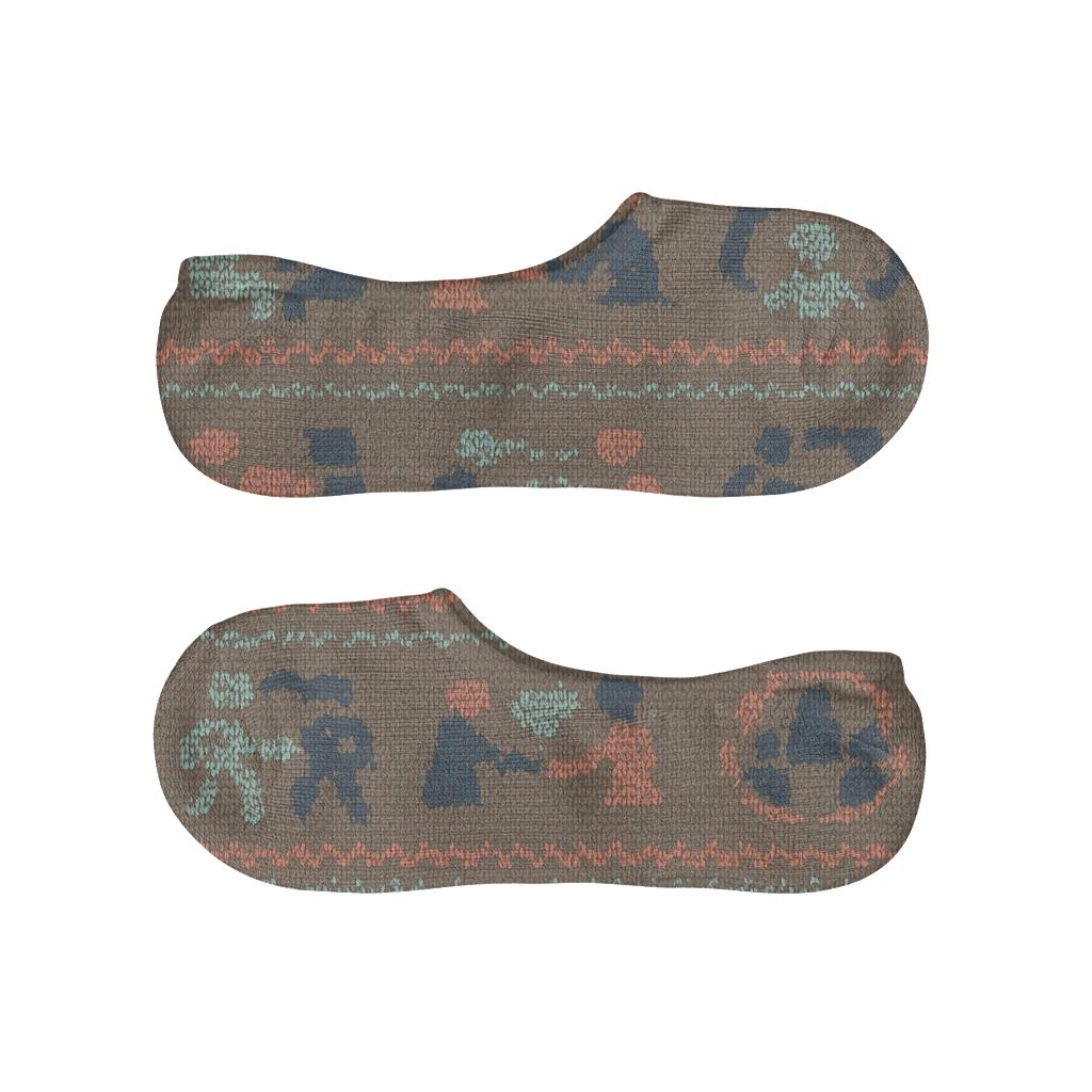 Knitted Pattern Illusion With Social Worker Outreach Bands trendy no-show sock styles
