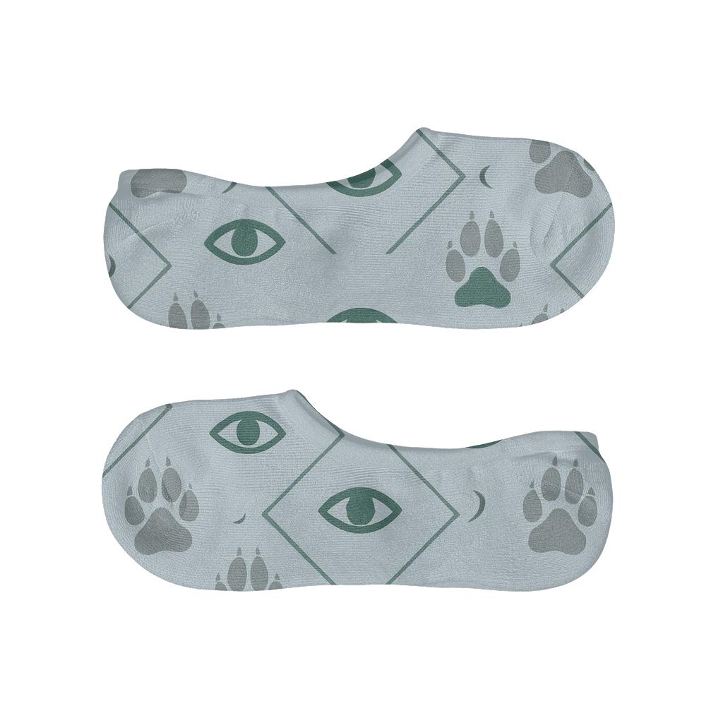 Moonlit Trail Pattern With Gray Wolf Tracks trendy no-show sock styles
