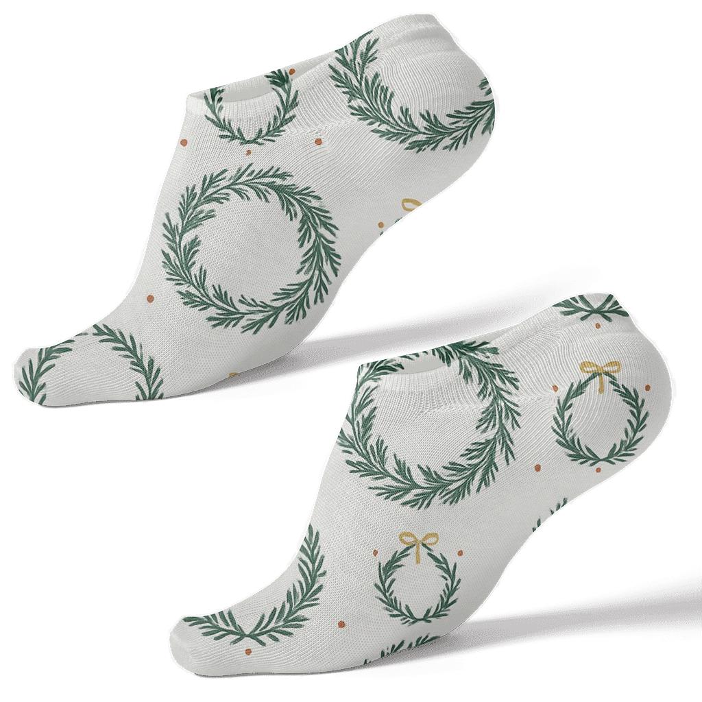 Wreath Repeat With Evergreen Branches Accent stylish athletic ankle socks