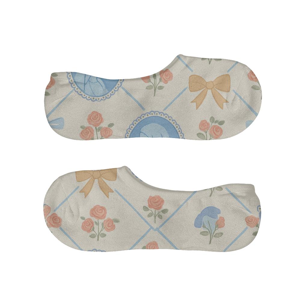 Cameo Lattice With Mary In Periwinkle soft cotton no-show socks