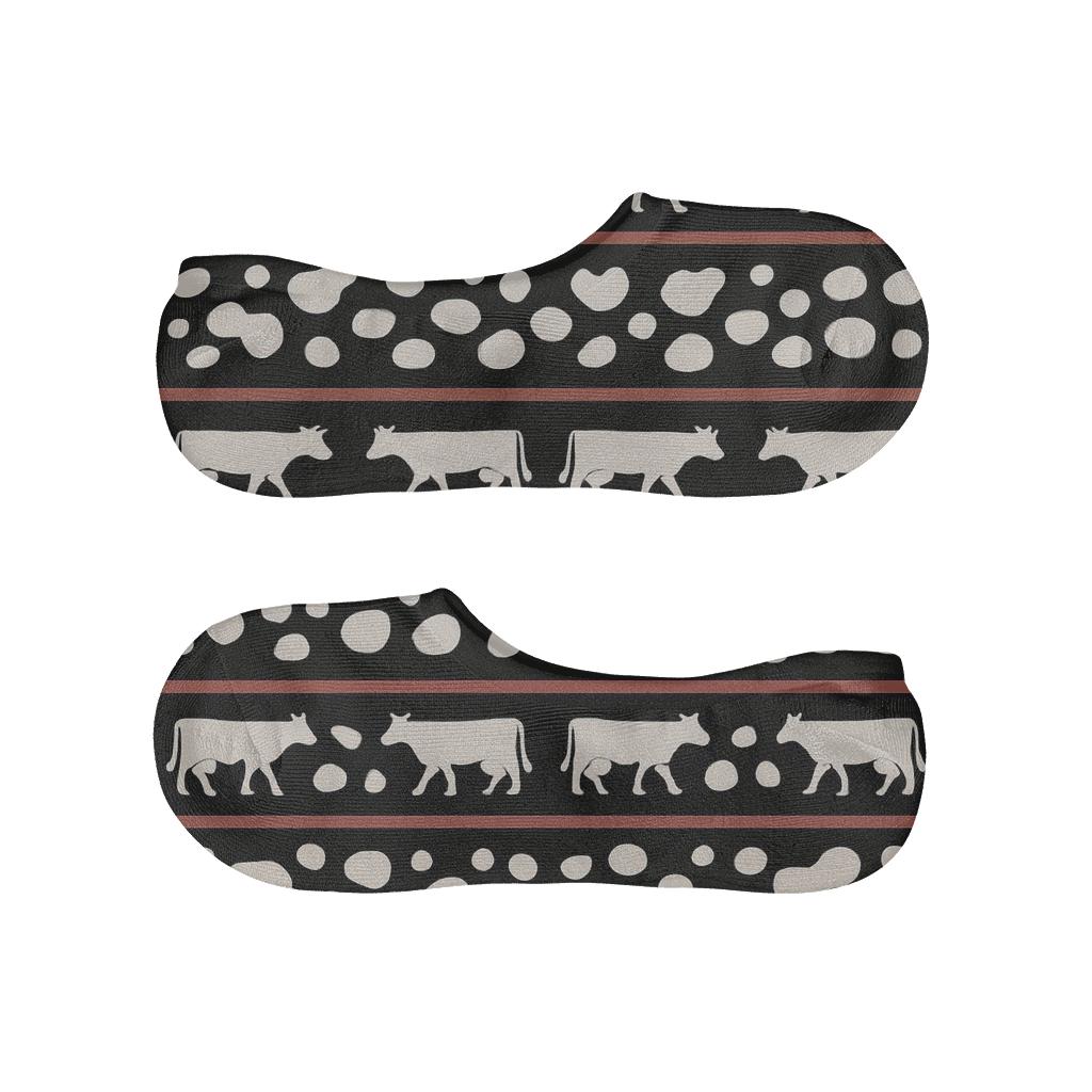Bandana Stripe And Cow Silhouette Mirror Repeat On Black comfortable low-cut socks