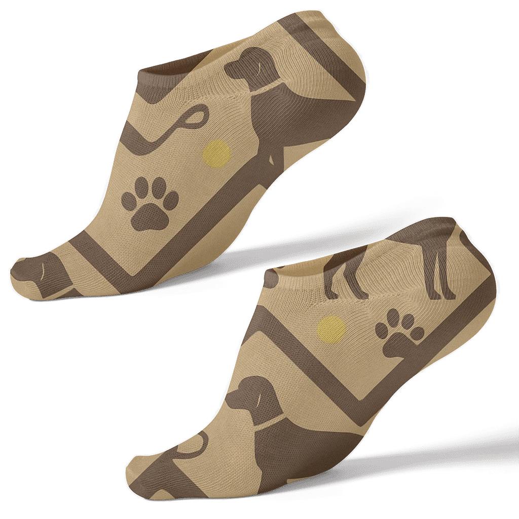 Paw Print Chevron On Sandy Brown Background, Labrador Retriever Edition premium sports ankle socks