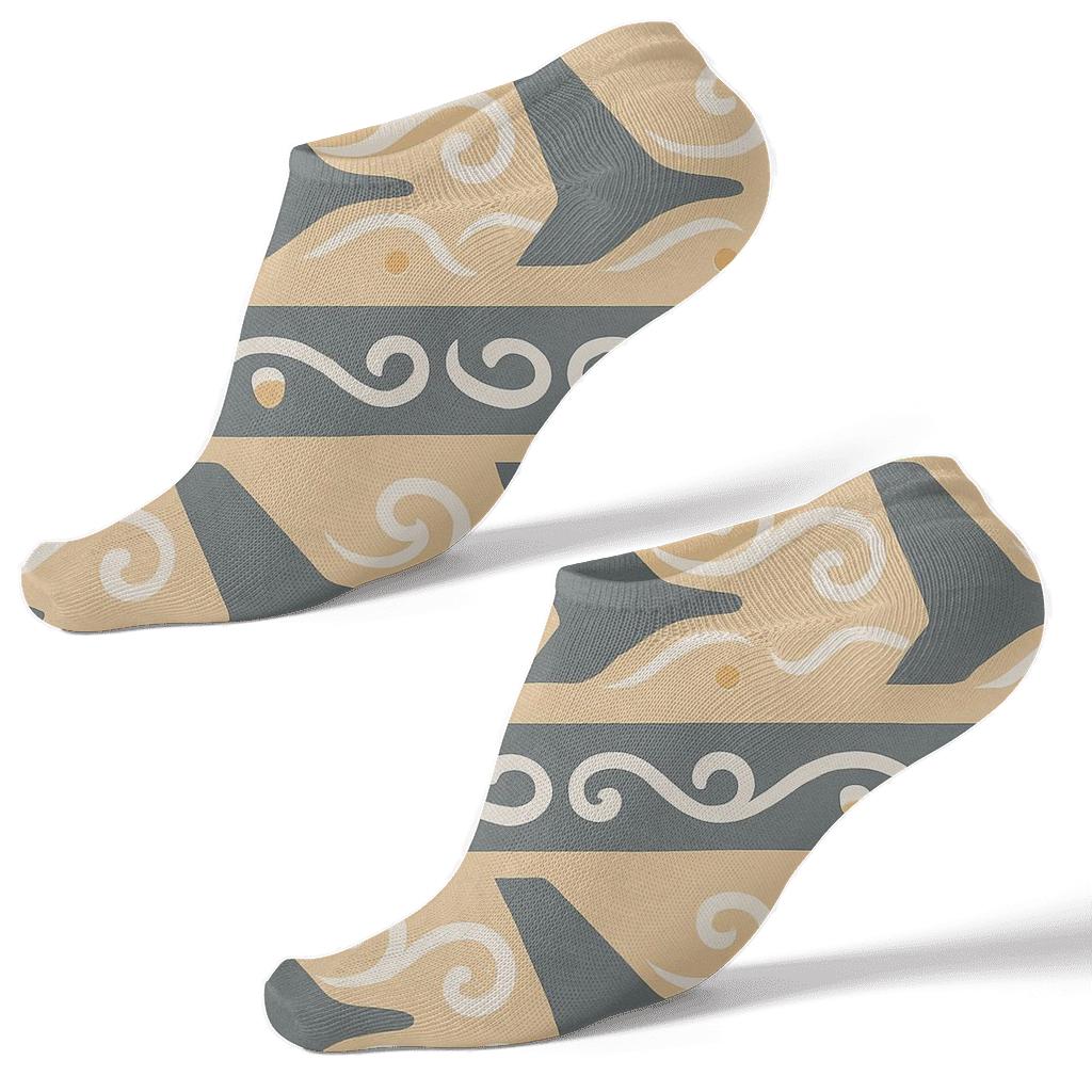 Airplane Wingtip Wave Border Pattern On Beige soft everyday ankle socks