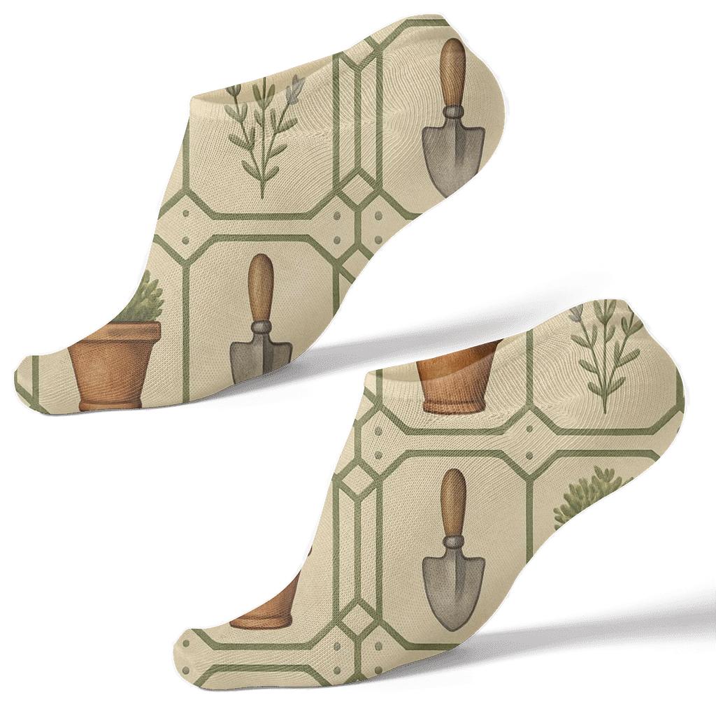Terracotta Trellis Gardener Bands trendy patterned ankle socks