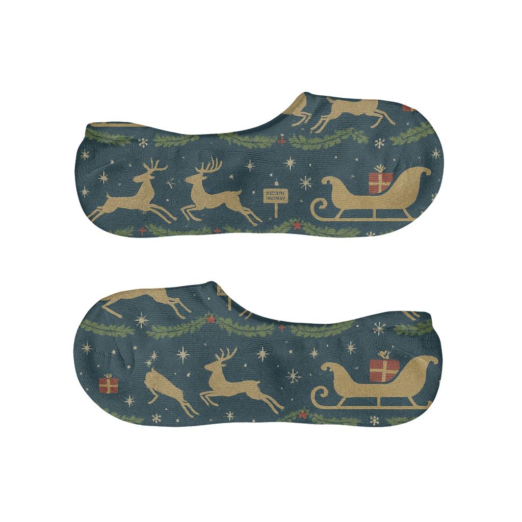 Santa Claus Sleighwave Bands On Midnight Blue breathable no-show socks
