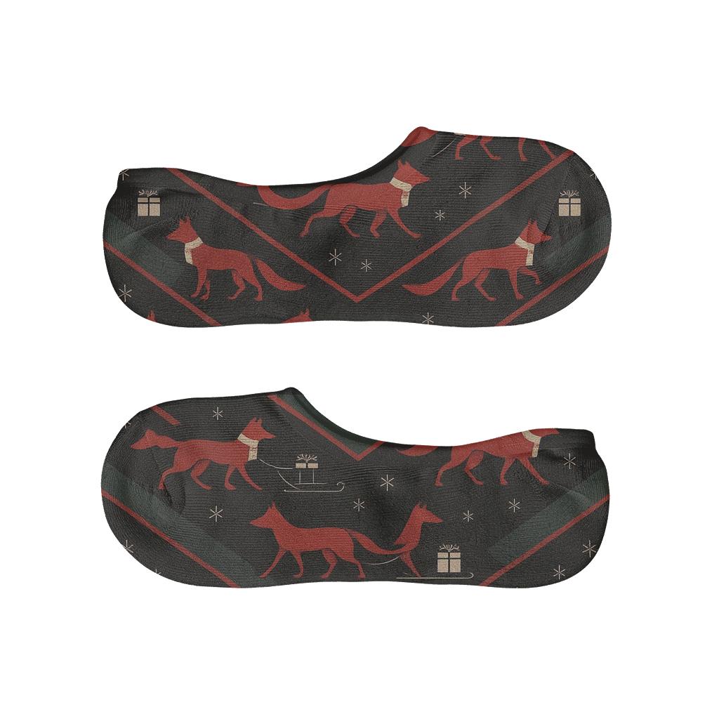 Midnight Sleigh Fox Chevron March On Black Background comfortable low-cut socks