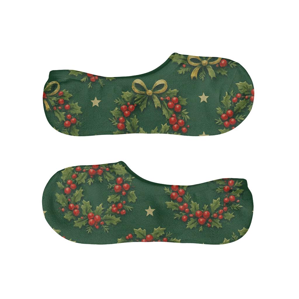 Holiday Wreath Rosettes On Green Background trendy no-show sock styles