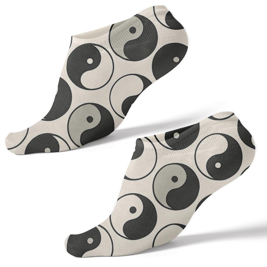 Monochrome Teardrop Lattice On Ivory Field comfortable cotton ankle socks