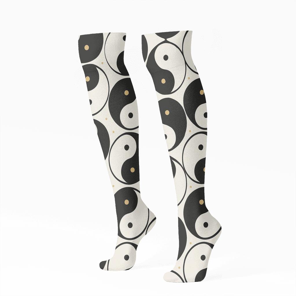Monochrome Teardrop Lattice With Gold Pin Dots trendy patterned knee-high socks