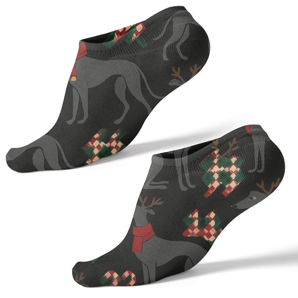 Crimson Reindeer Houndstooth On Black Background premium sports ankle socks