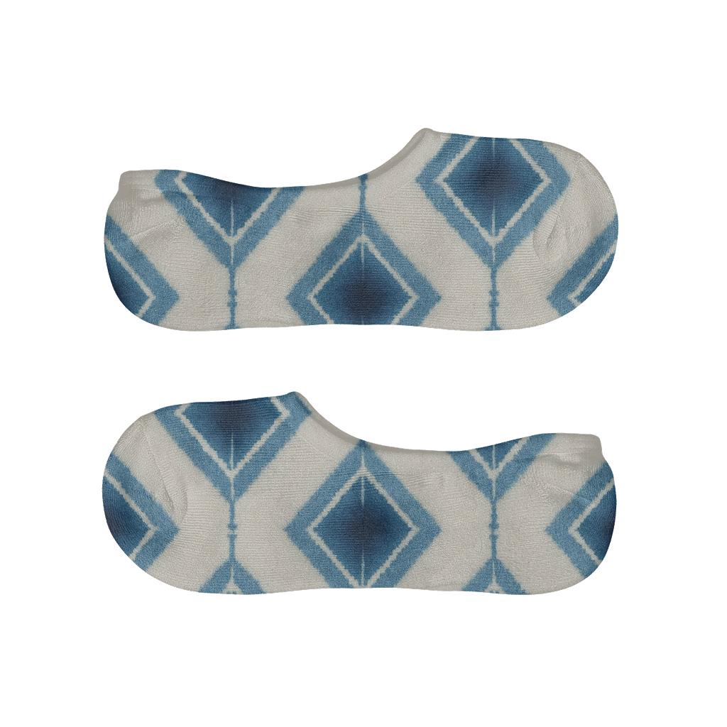 Vintage Indigo Shibori Diamond Ladder On Warm Ivory Background breathable seamless no-show sockscustom no-show socks