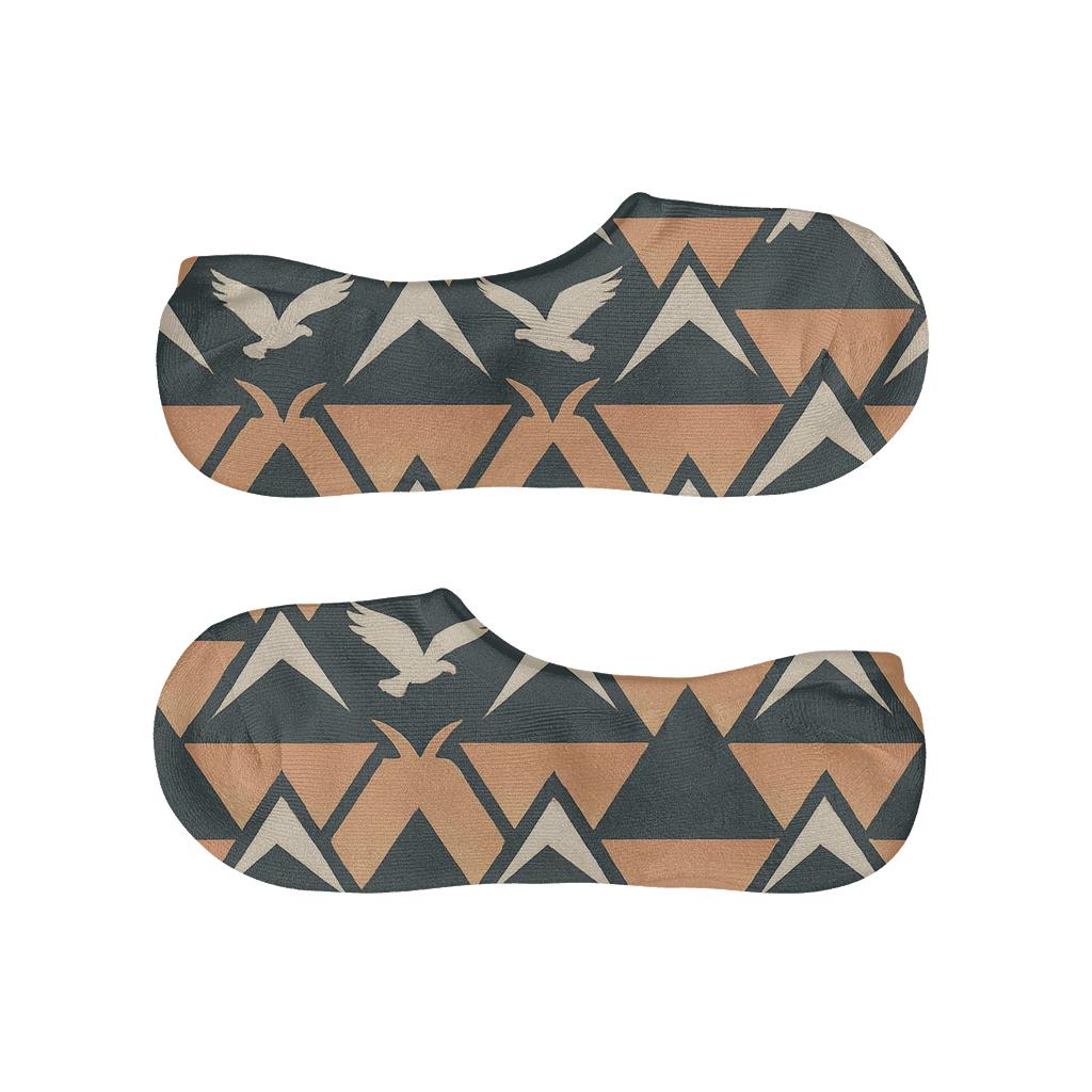 Mountain Lattice With Eagle Silhouettes Repeat anti-slip no-show socks