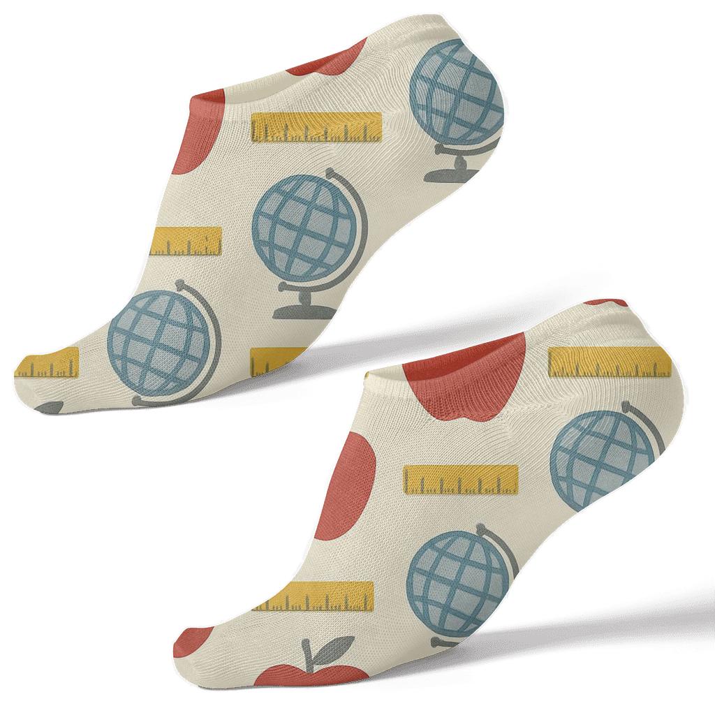 Vintage Classroom Poster Look, Apple Grid Teacher trendy patterned ankle socks