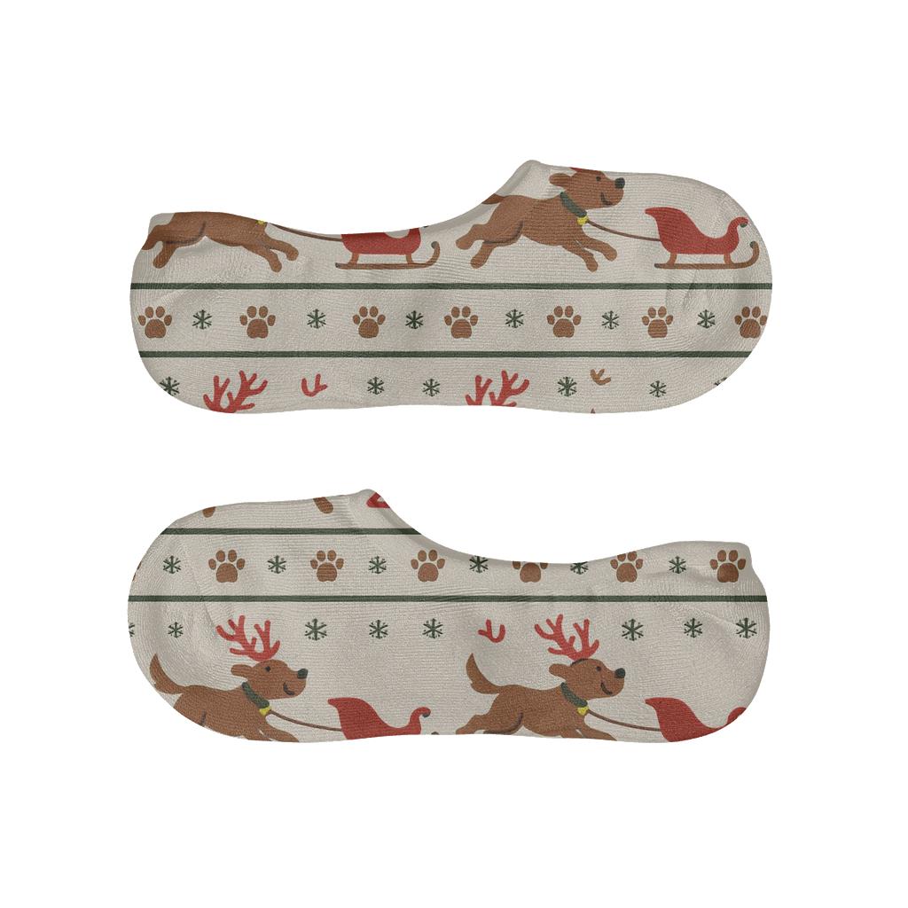 Reindeer Dog Sleigh Stripe Bands On Cream Background comfortable invisible socks