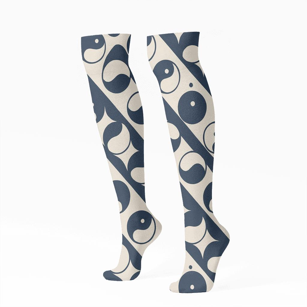 Indigo Cream Taijitu Waveband Lattice soft everyday knee-high socks